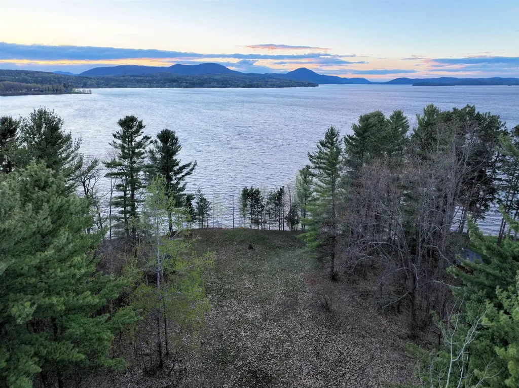 1413 Bluff Road Newport City VT 05855