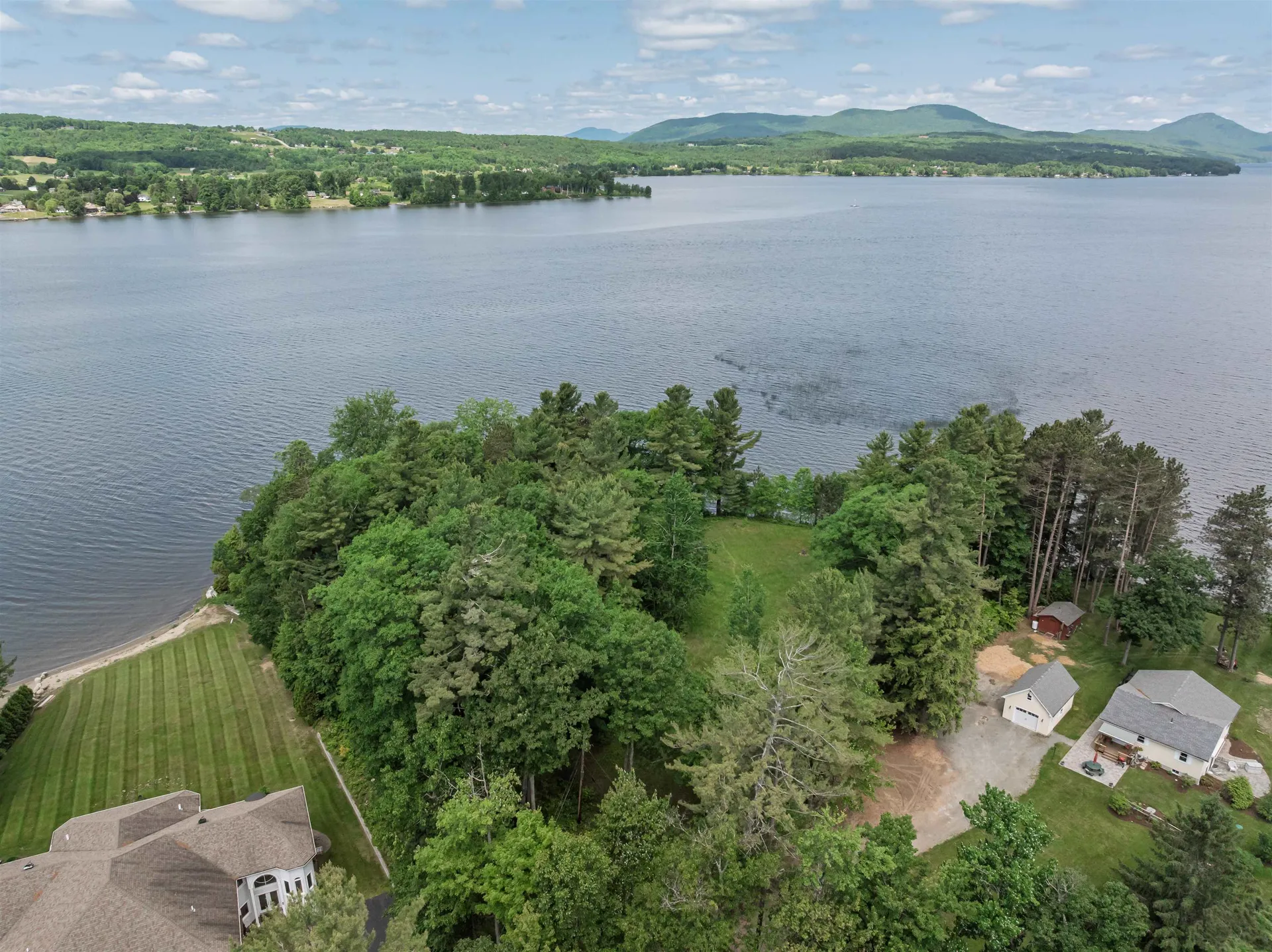 1413 Bluff Road Newport City VT 05855