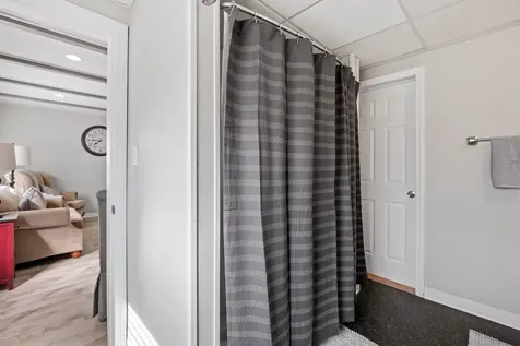 792 Grove Street Manchester NH 03103