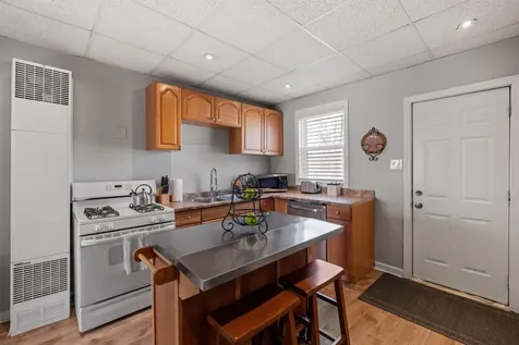792 Grove Street Manchester NH 03103