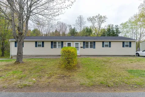 8 Patricia Street Somersworth NH 03878