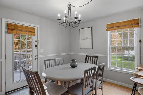131 Forest Hill Way Manchester NH 03109