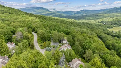 982 Brook Road Stowe VT 05672