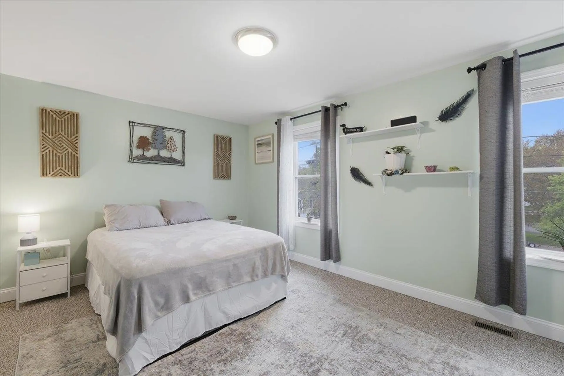 60 Pine Street Rochester NH 03867