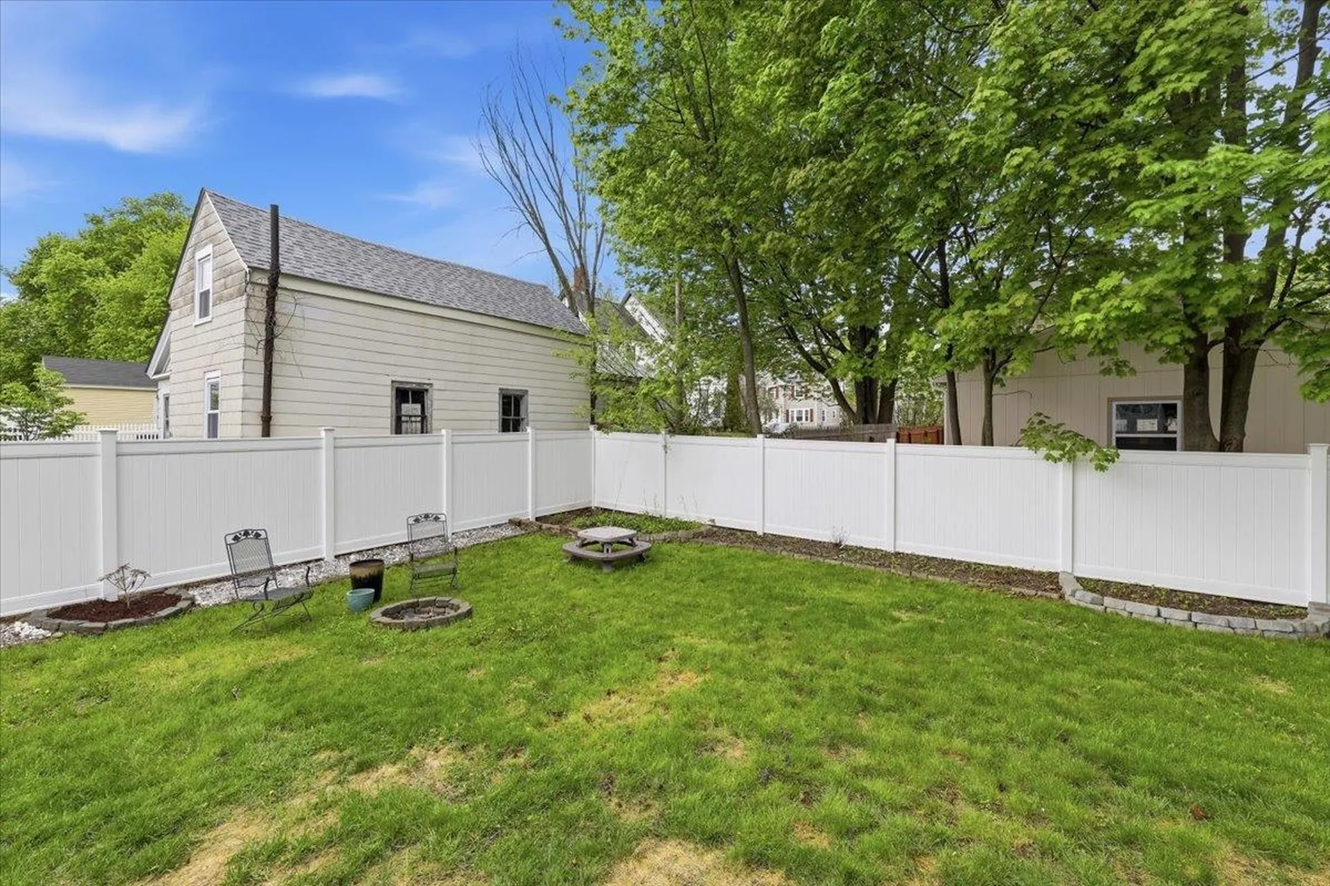 60 Pine Street Rochester NH 03867
