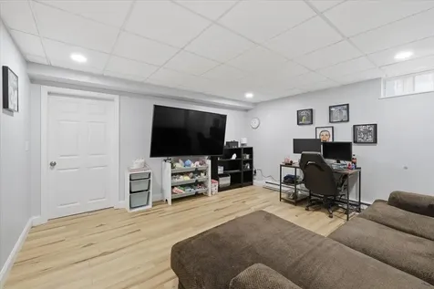 60 Pine Street Rochester NH 03867