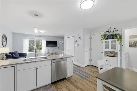 60 Pine Street Rochester NH 03867
