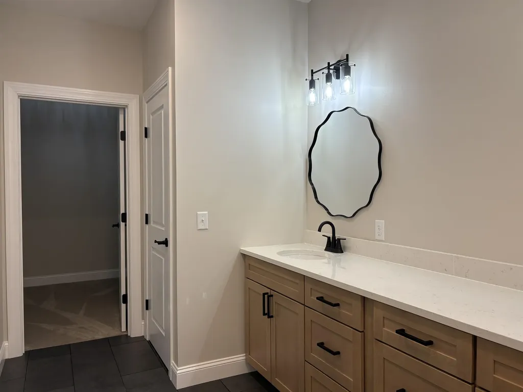 234 Oakledge Way Milton VT 05468