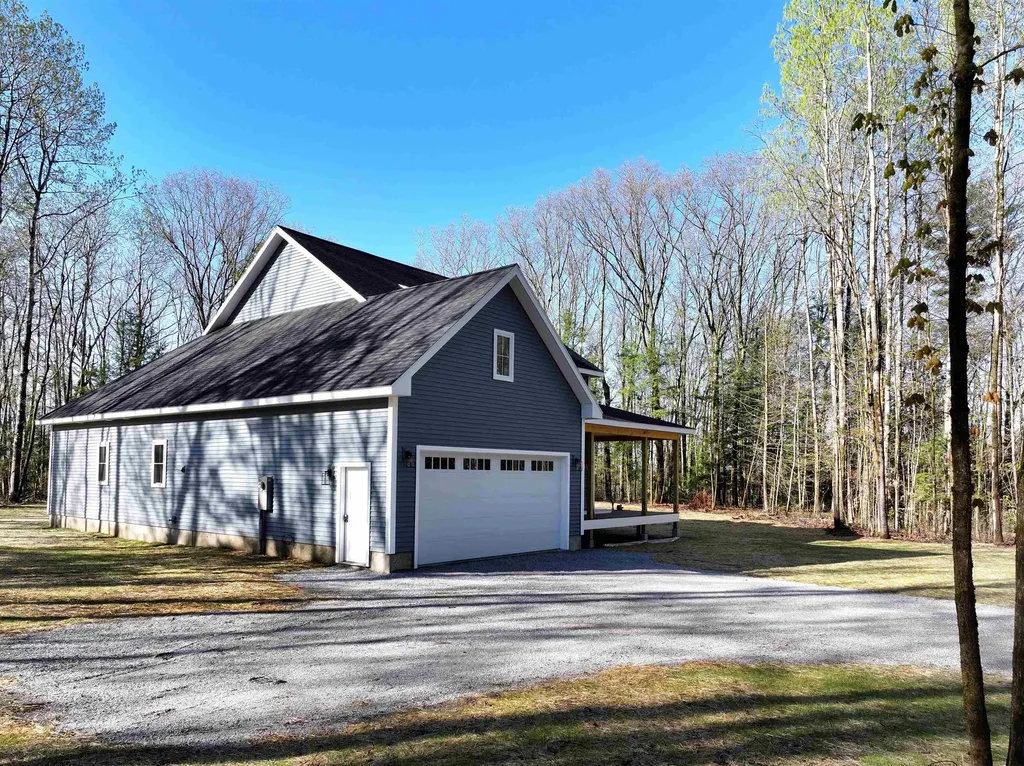 234 Oakledge Way Milton VT 05468