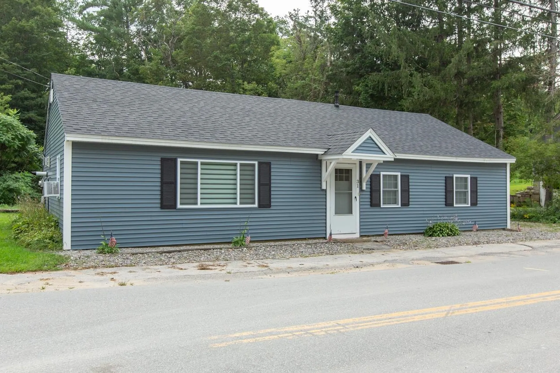 31 Church Street Tilton NH 03276