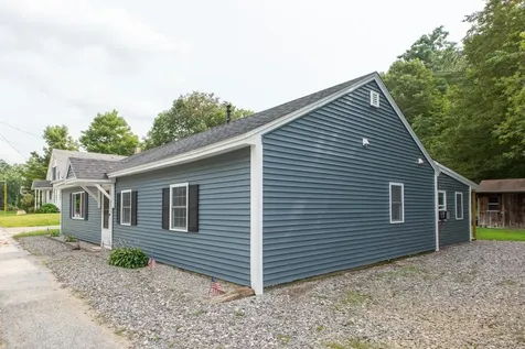 31 Church Street Tilton NH 03276
