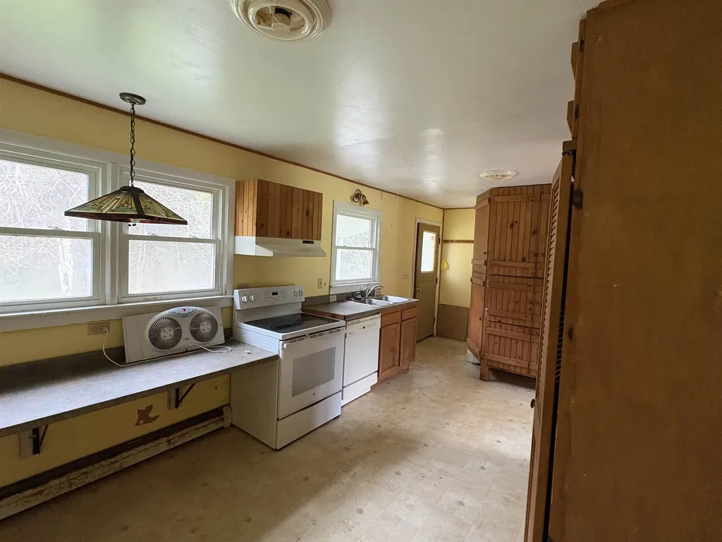 159 Bear Hill Road Braintree VT 05060