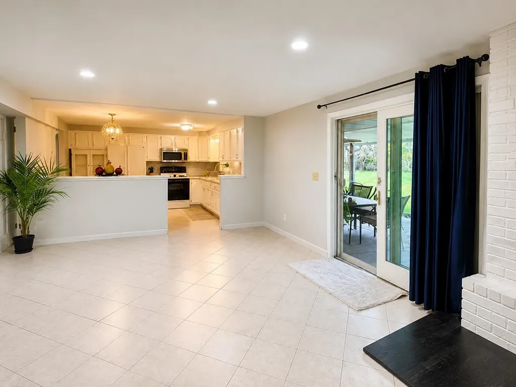 146 Elm Street Newbury MA 01922