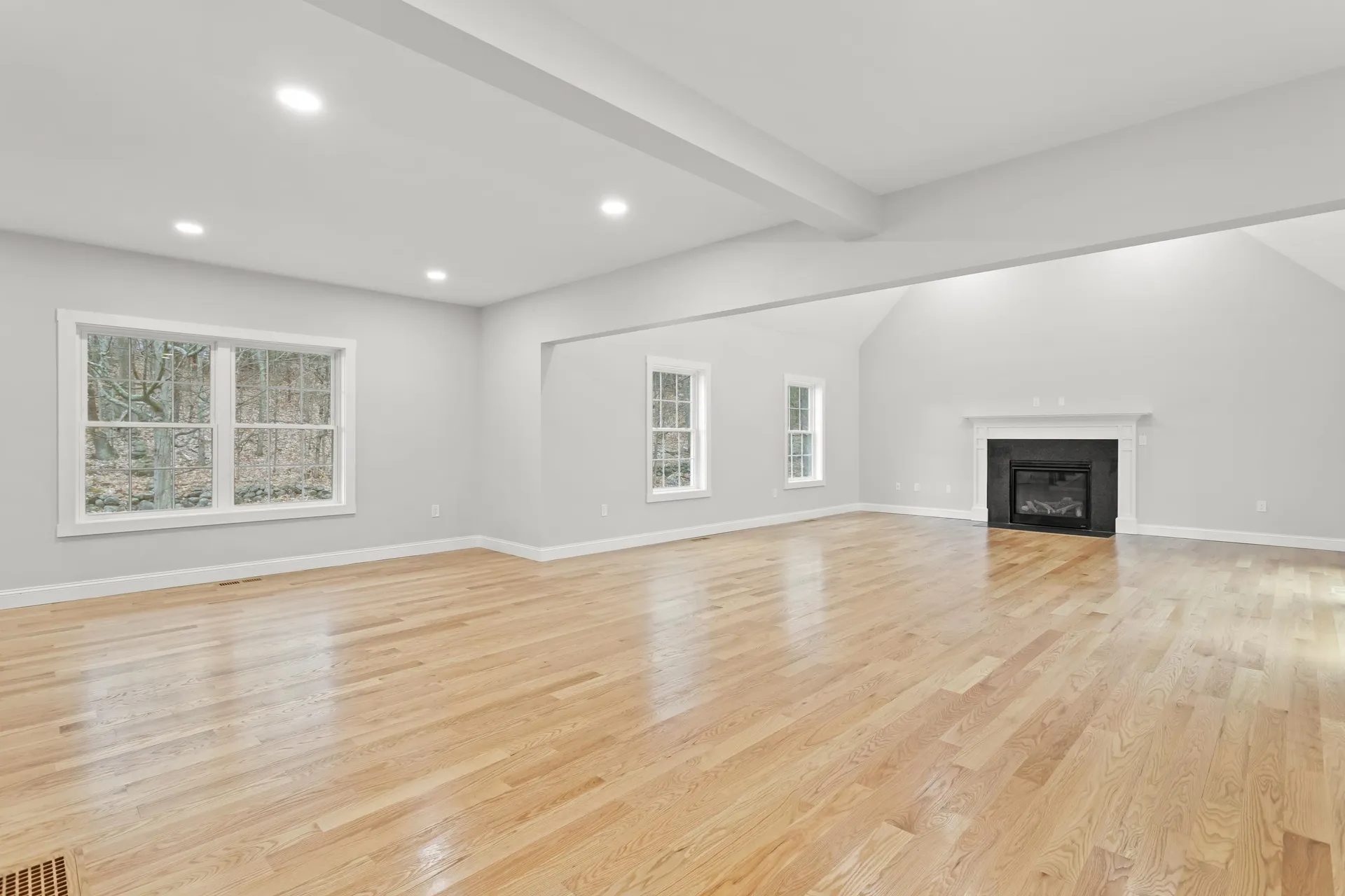 380 E Dunbarton Road Goffstown NH 03045