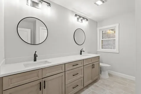 380 E Dunbarton Road Goffstown NH 03045
