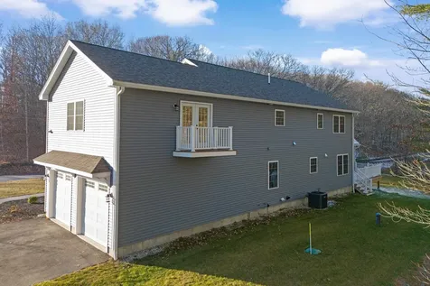 380 E Dunbarton Road Goffstown NH 03045