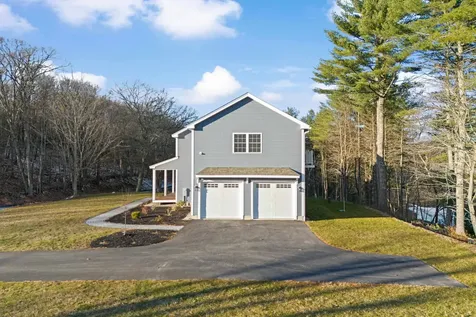 380 E Dunbarton Road Goffstown NH 03045