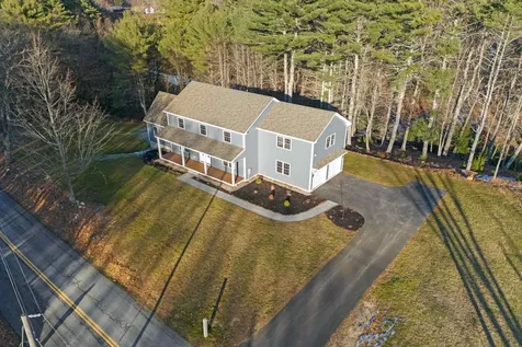 380 E Dunbarton Road Goffstown NH 03045