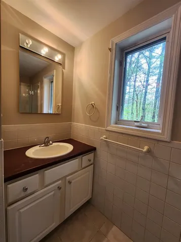86 Pepperell Road Brookline NH 03033