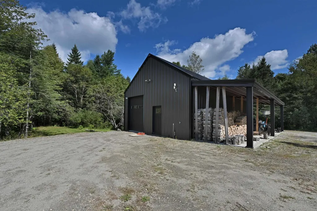 420 Steendom Lane Lyndon VT 05852