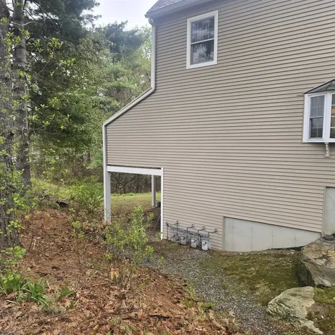 321 Fox Hollow Way Manchester NH 03104