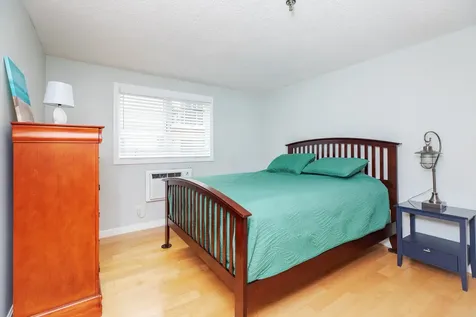 407 Ocean Boulevard Hampton NH 03842