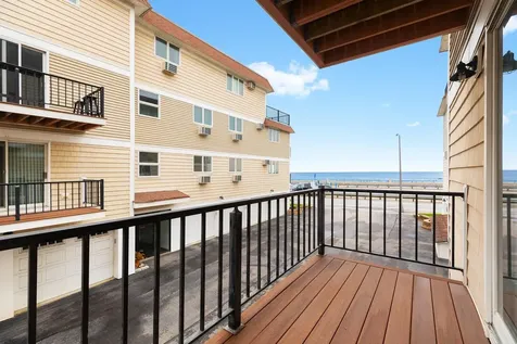 407 Ocean Boulevard Hampton NH 03842