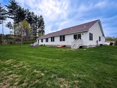5 Sunset Lane Brentwood NH 03833