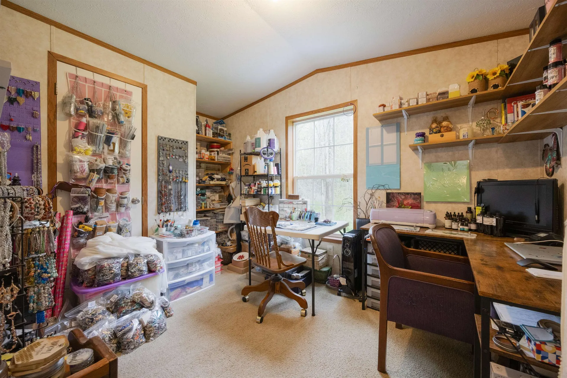 51 Barney Hill Road Grafton NH 03240