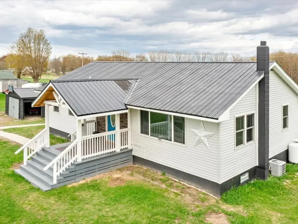 2855 Us Route 2 South Alburgh VT 05440