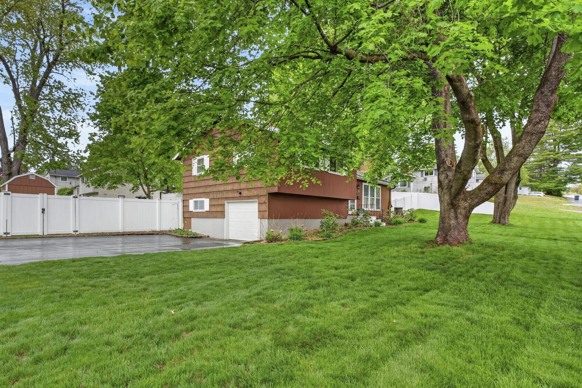 130 Colgate Road Nashua NH 03064
