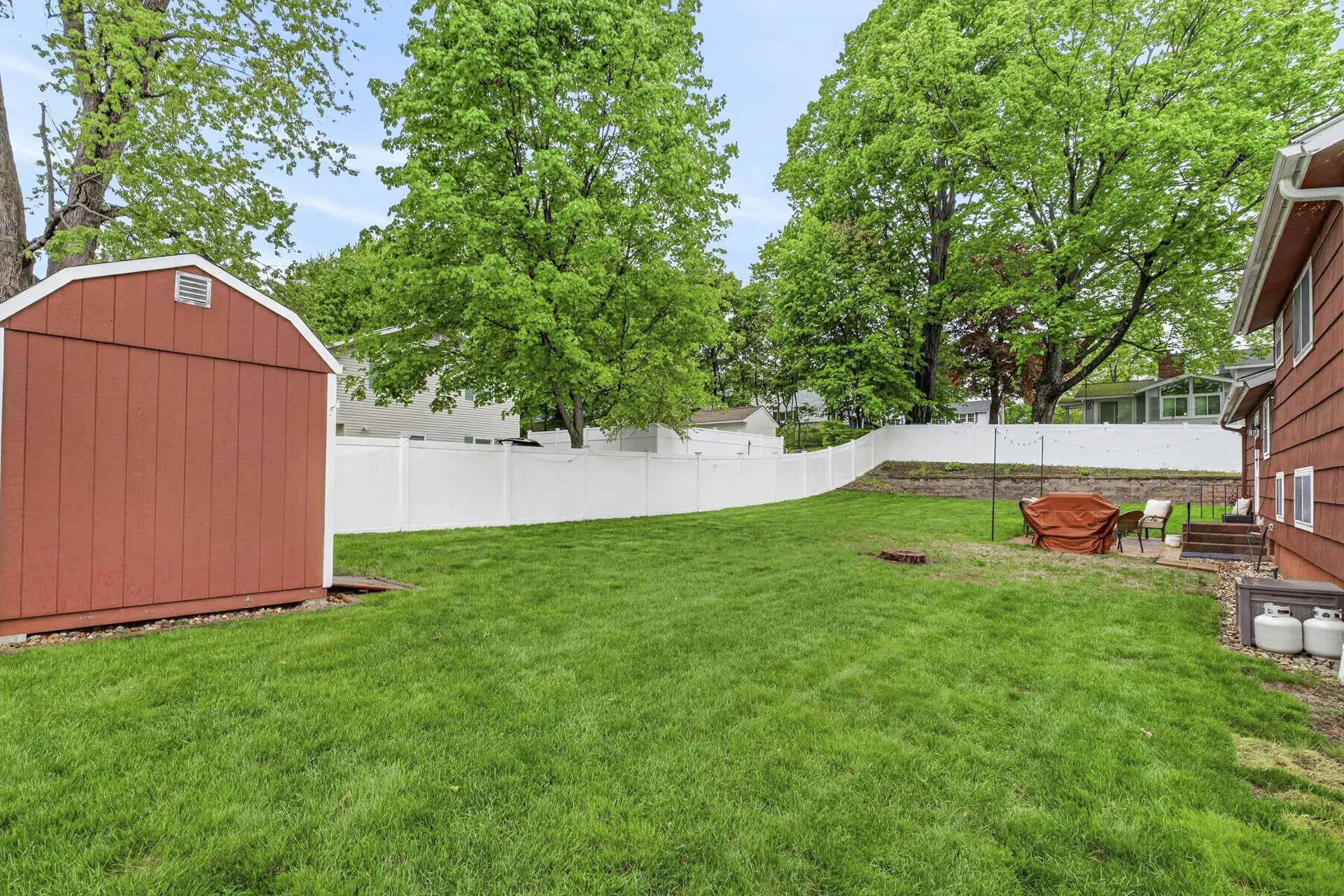 130 Colgate Road Nashua NH 03064