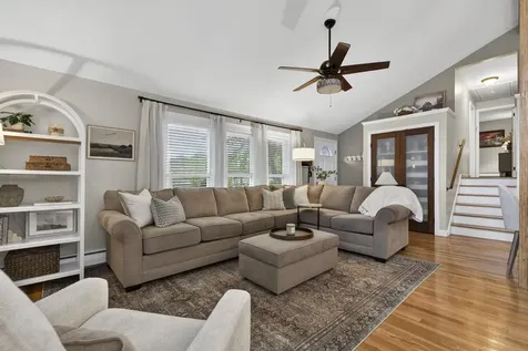 130 Colgate Road Nashua NH 03064