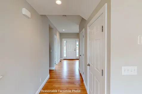 105 Lantern Drive Sandown NH 03873