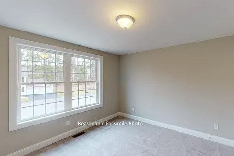 105 Lantern Drive Sandown NH 03873