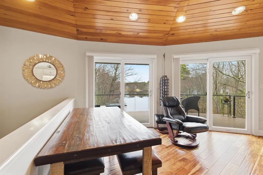 80 River Street Wolfeboro NH 03894
