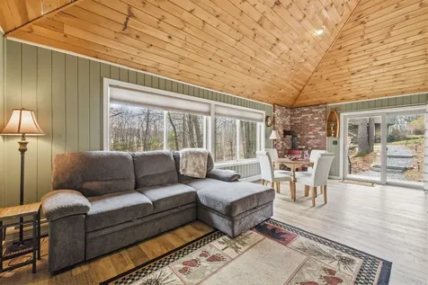80 River Street Wolfeboro NH 03894
