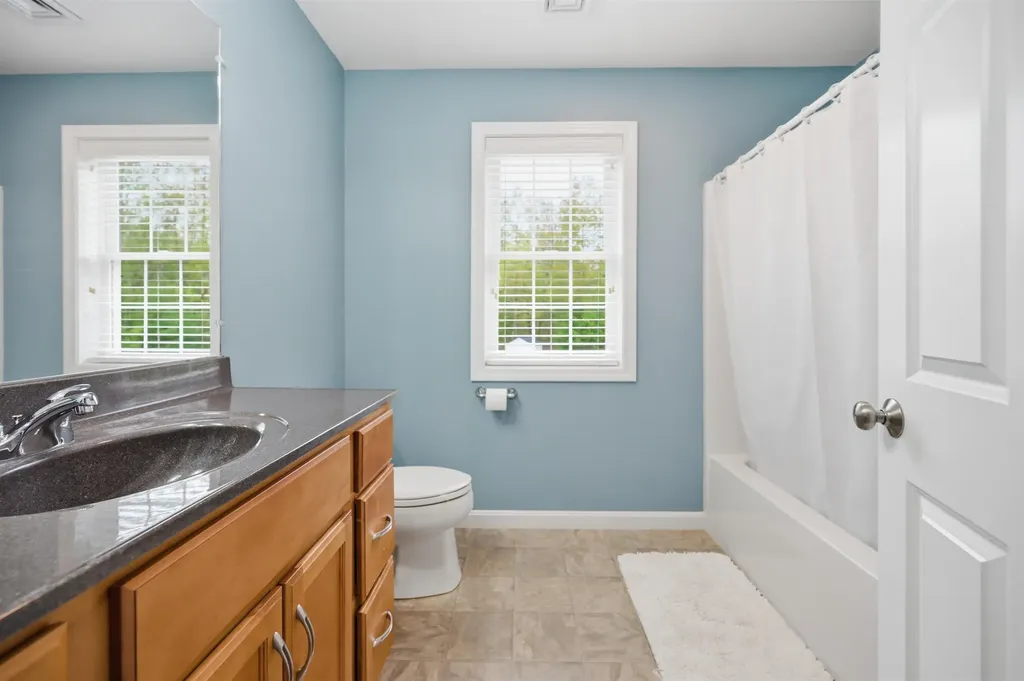 23 Phillips Road Sandown NH 03873
