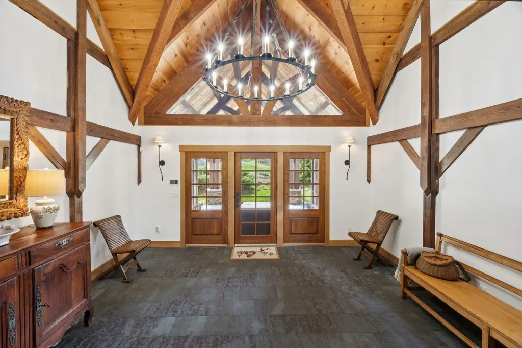 2358 Long Hill Road Woodstock VT 05091