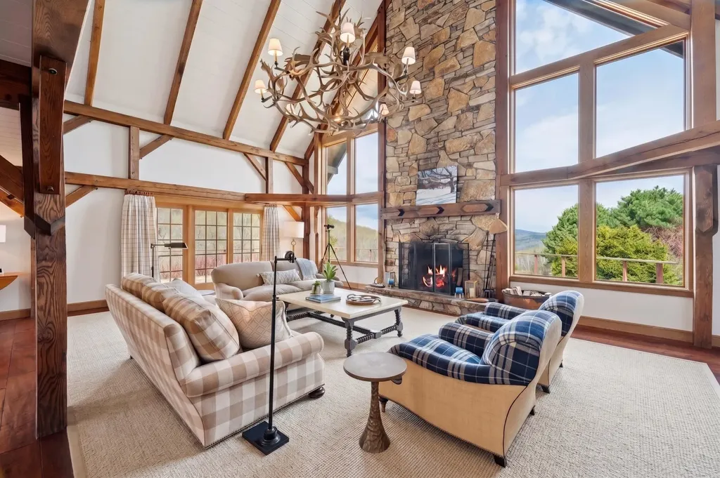 2358 Long Hill Road Woodstock VT 05091