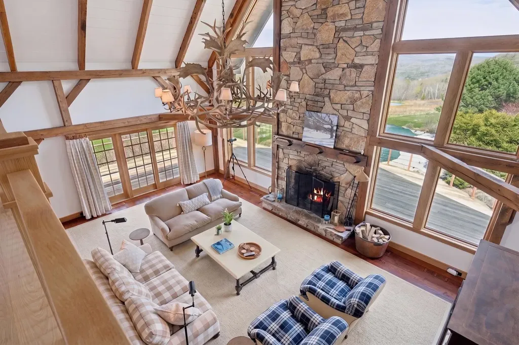 2358 Long Hill Road Woodstock VT 05091