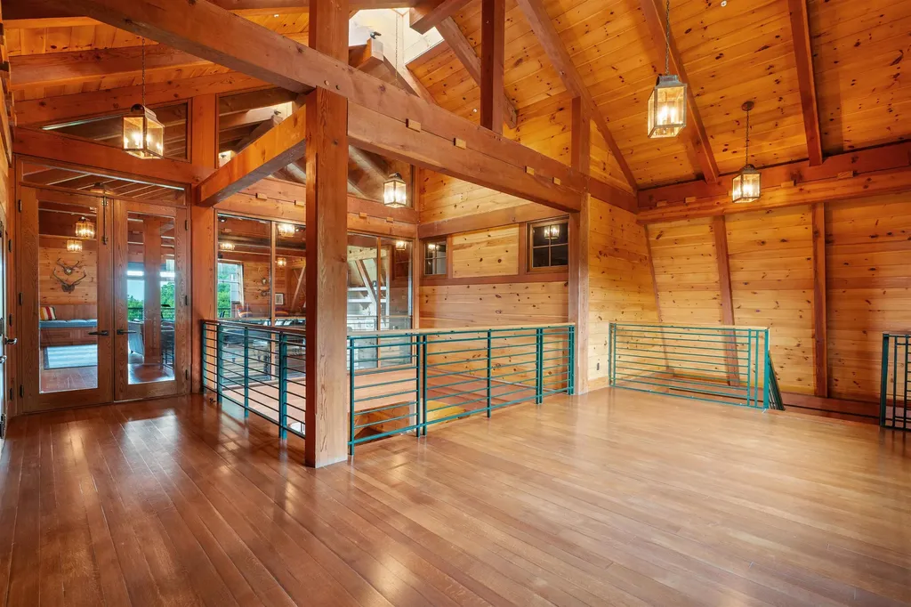 2358 Long Hill Road Woodstock VT 05091