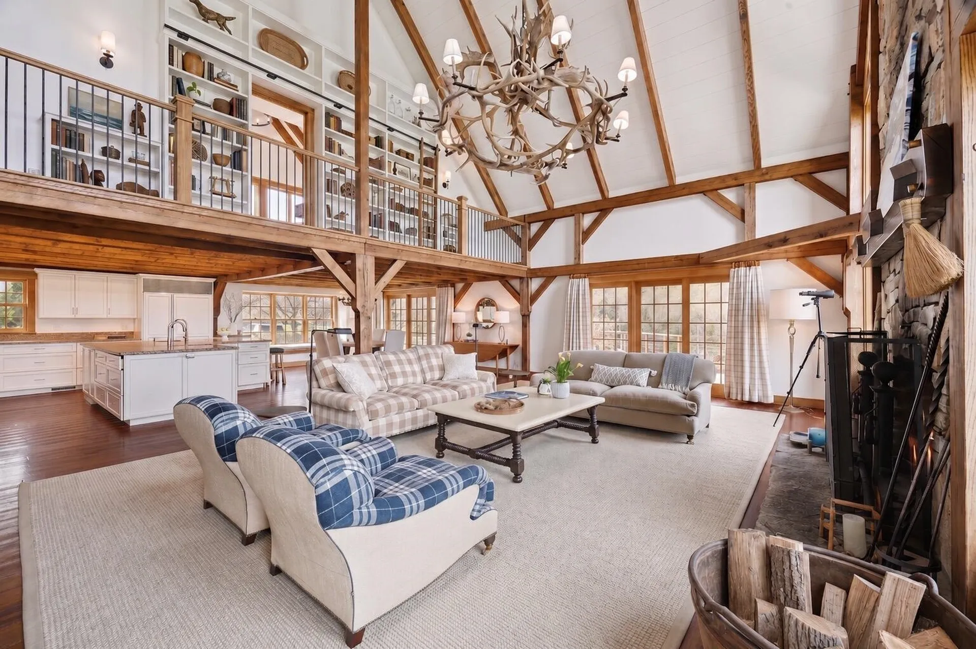 2358 Long Hill Road Woodstock VT 05091