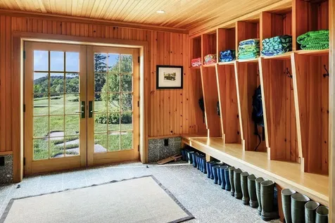 2358 Long Hill Road Woodstock VT 05091