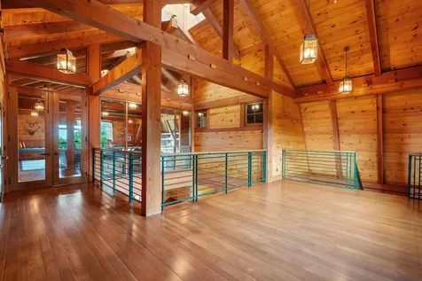 2358 Long Hill Road Woodstock VT 05091