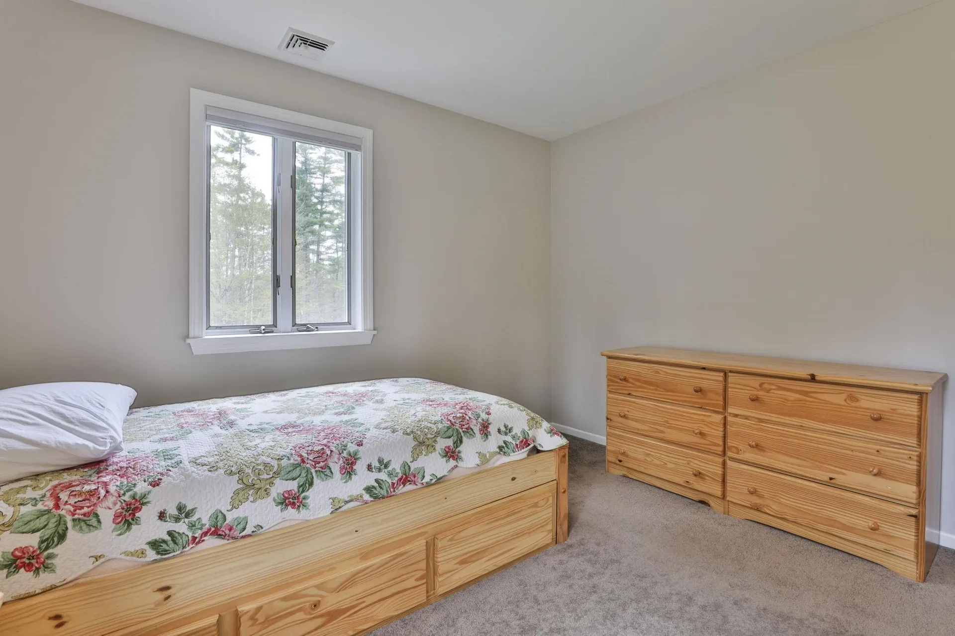 94 Breakneck Road Newport NH 03773