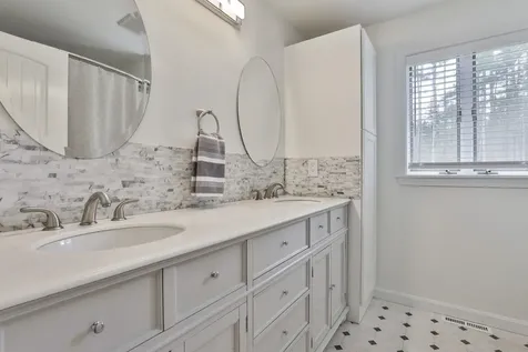 94 Breakneck Road Newport NH 03773