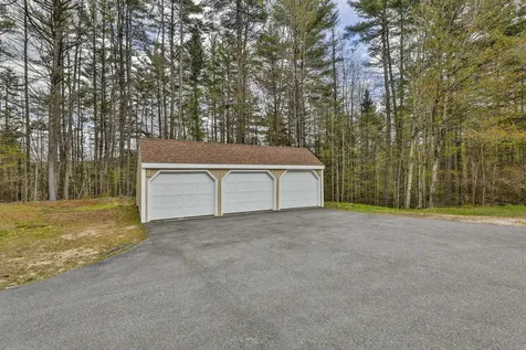 94 Breakneck Road Newport NH 03773