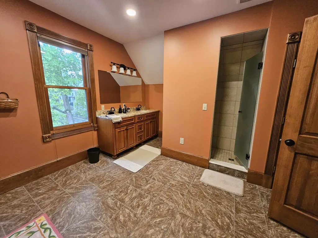 30 Chapin Street Brattleboro VT 05301