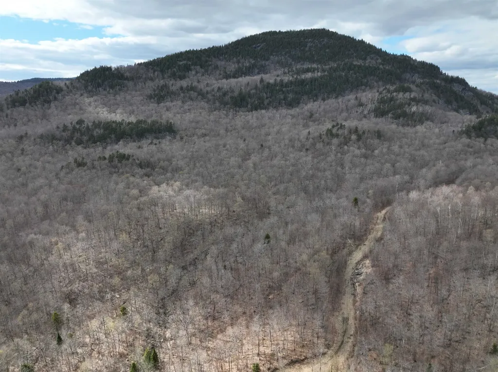 6539 Vt Route 100 Eden VT 05653
